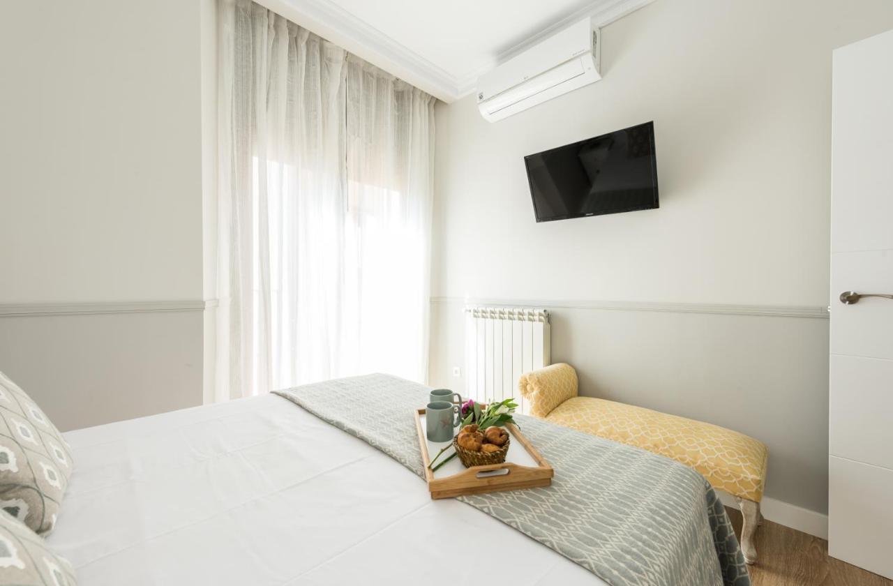 Cozy Apartment La Latina/Plaza Mayor Madrid Luaran gambar