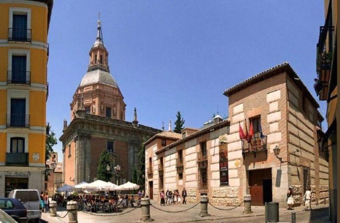 Cozy Apartment La Latina/Plaza Mayor Madrid Luaran gambar